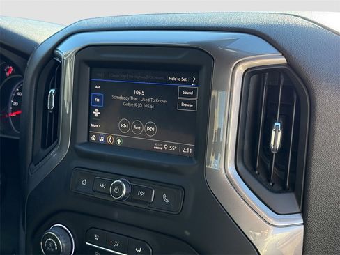 Used 2023 Chevrolet Silverado 1500 Custom image 21