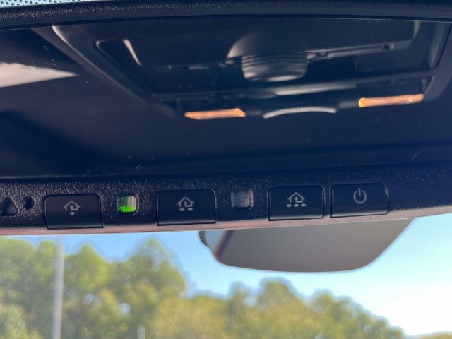 Used 2019 Toyota Tacoma TRD Off-Road AWD/4WD image 34