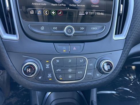 Used 2025 Chevrolet Malibu LT image 11