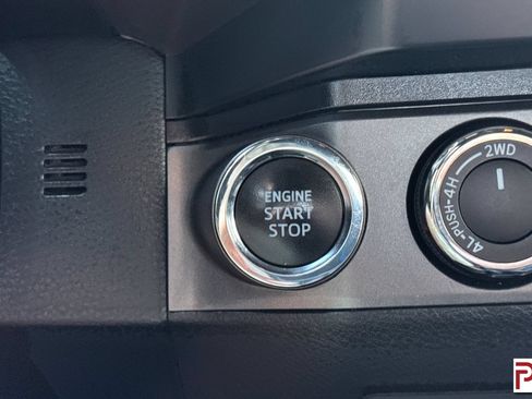 Used 2020 Toyota Tacoma TRD Off-Road AWD/4WD image 24