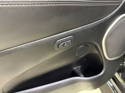 Used 2014 Jeep Grand Cherokee SRT AWD/4WD image 40