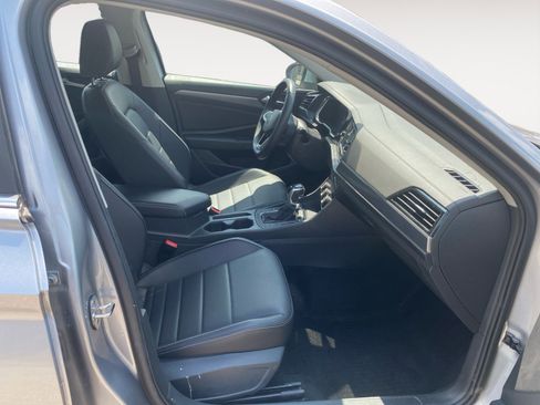 Used 2022 Volkswagen Jetta SE FWD image 15
