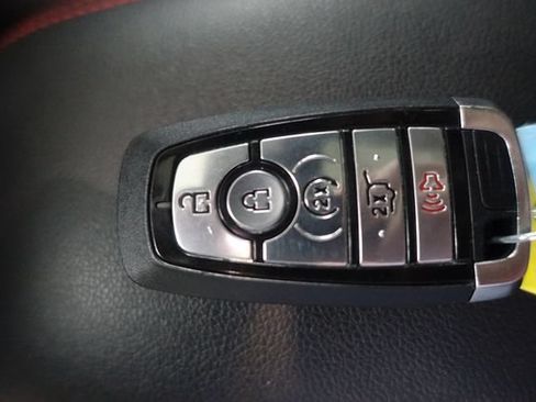 Used 2023 Ford Escape ST-Line w/ Tech Pack #1 AWD/4WD image 17