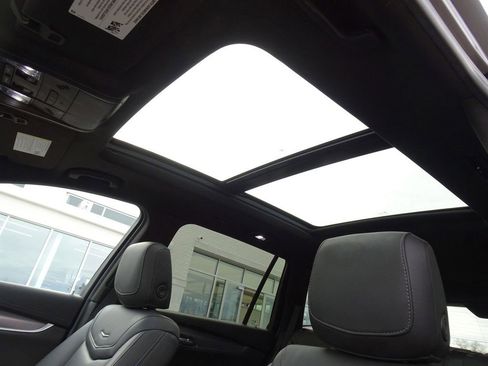 Certified 2023 Cadillac XT6 Luxury image 12