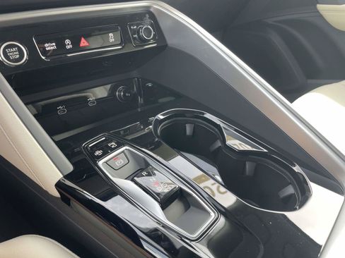 Certified 2025 Audi Q5 Premium AWD/4WD image 30