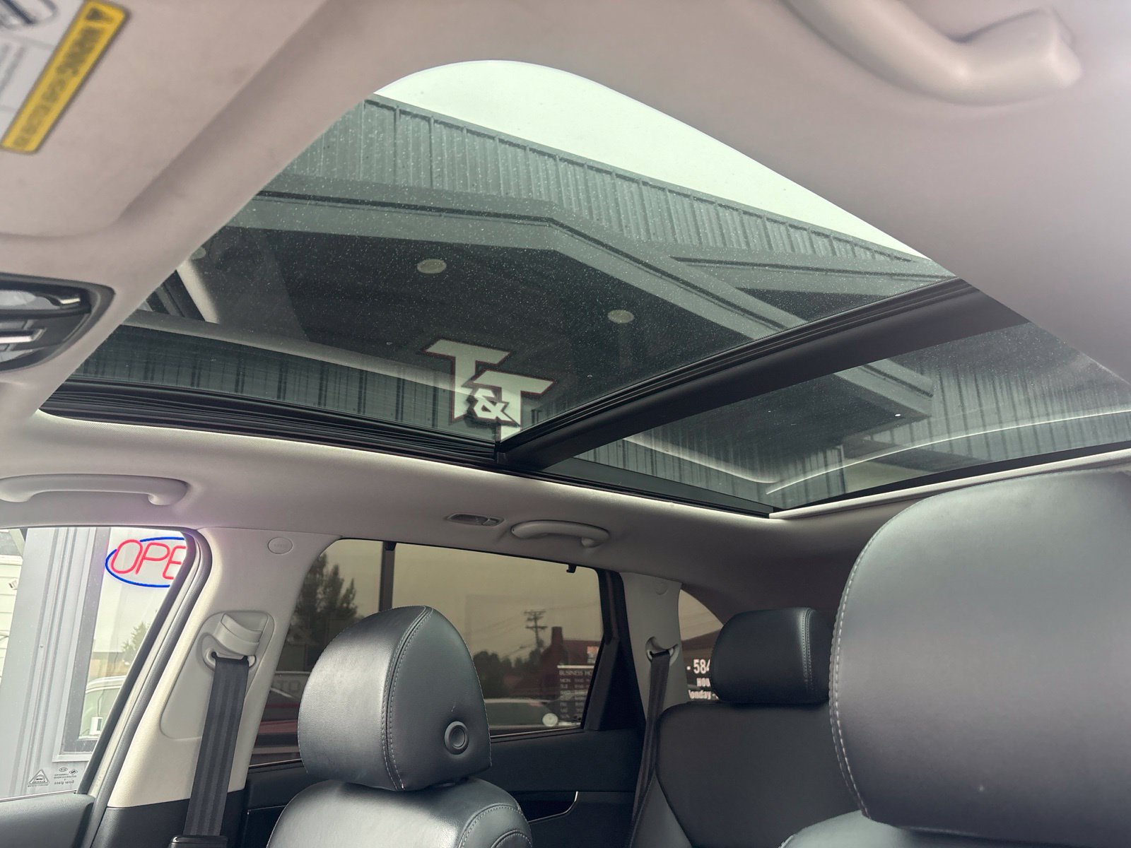 Used 2019 Kia Sorento SX AWD/4WD image 12