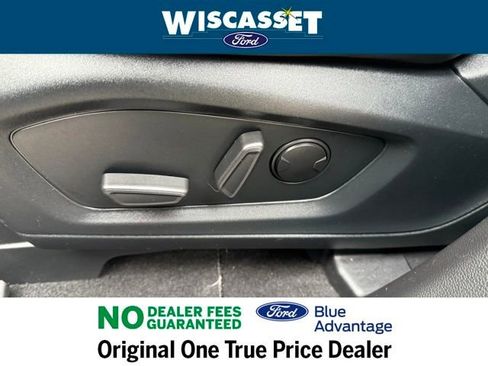 Certified 2023 Ford Explorer XLT w/ Equipment Group 202A image 25