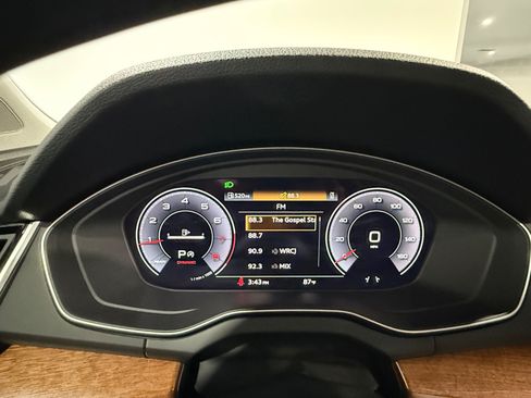 Used 2023 Audi Q5 2.0T Premium Plus w/ Premium Plus Package AWD/4WD image 26