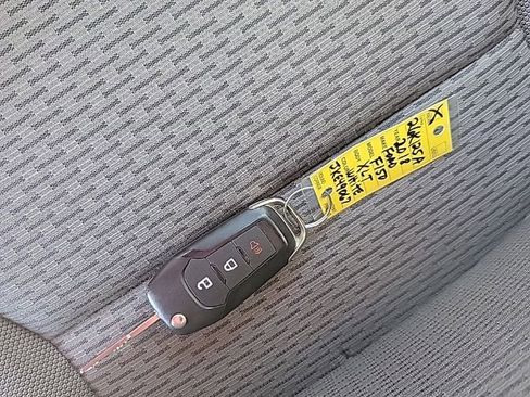 Certified 2018 Ford F150 XLT RWD image 18