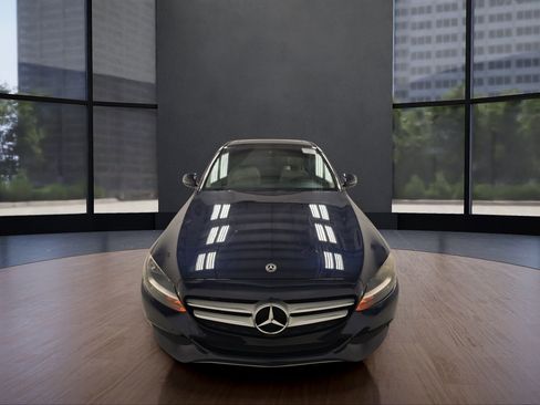 Used 2018 Mercedes-Benz C 300 Sedan w/ Premium Package image 2