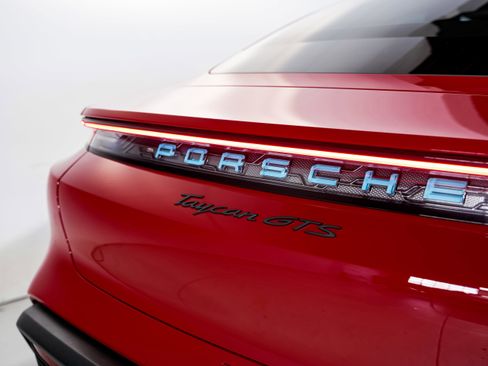 Used 2023 Porsche Taycan GTS image 43