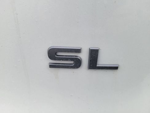 New 2025 Nissan Armada SL w/ Captain's Chari Seat Package image 5