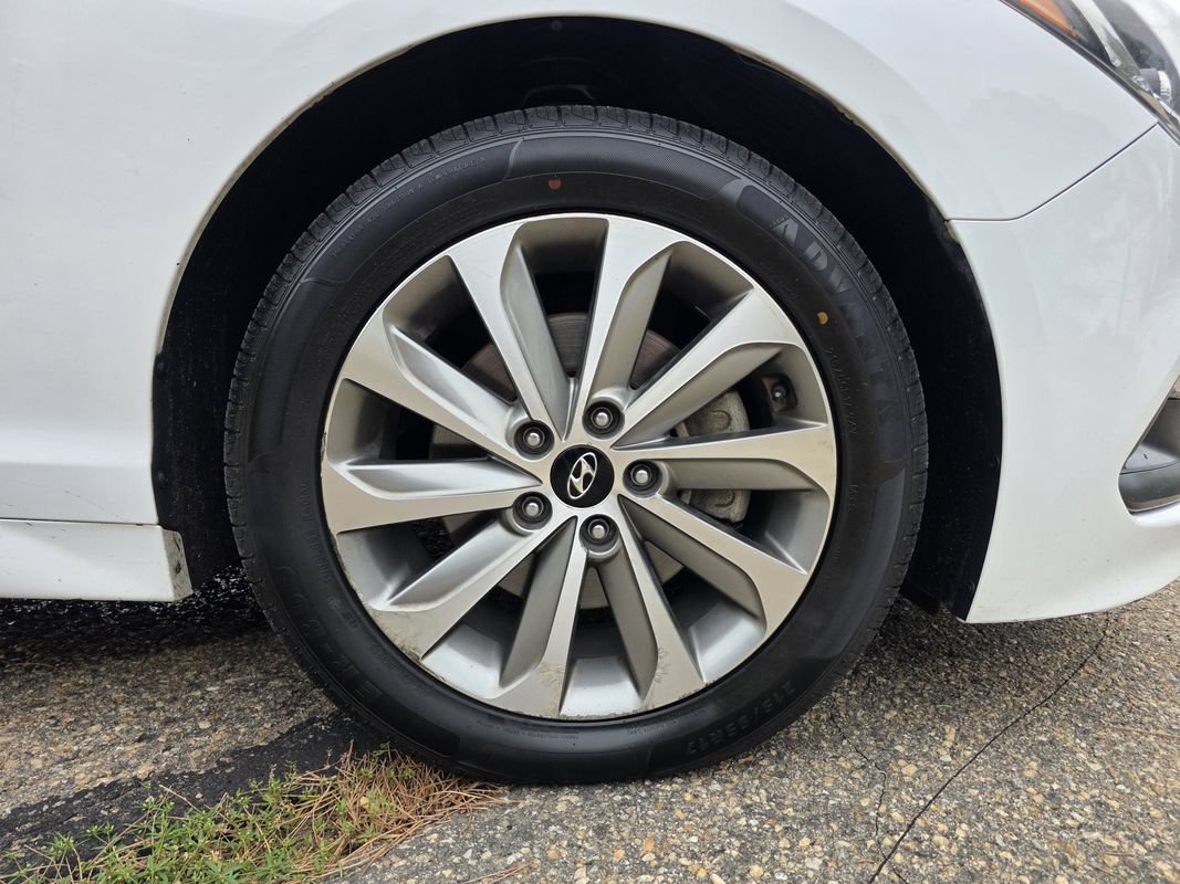 Used 2016 Hyundai Sonata Sport w/ Option Group 03 FWD image 37