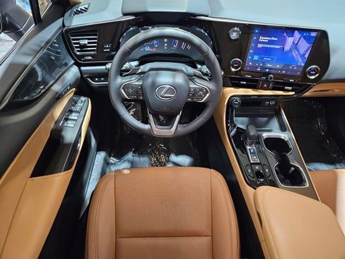 Used 2024 Lexus NX 250 FWD w/ Premium Package image 15