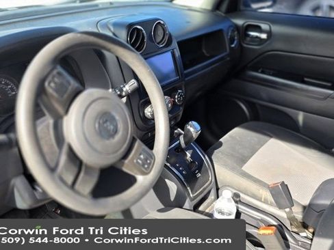 Used 2016 Jeep Patriot Sport w/ Power Value Group image 8