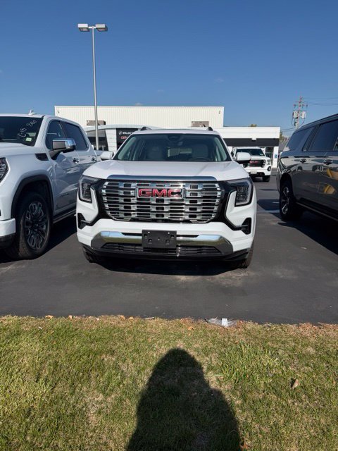New 2027 GMC Terrain Denali AWD/4WD image 3