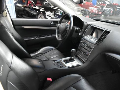 Used 2011 INFINITI G37 x Sedan w/ Premium Pkg AWD/4WD image 16