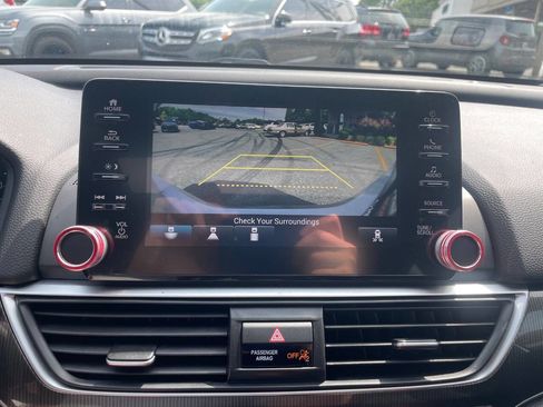 Used 2019 Honda Accord Sport image 26