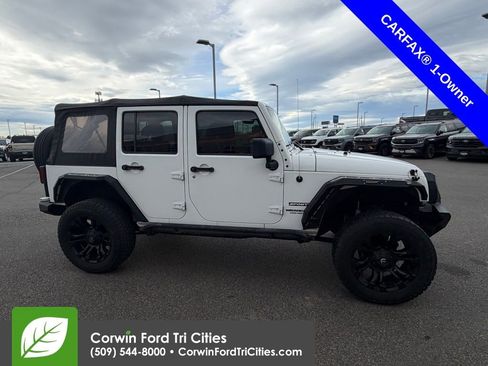 Used 2016 Jeep Wrangler Unlimited Sport w/ Max Tow Package image 6