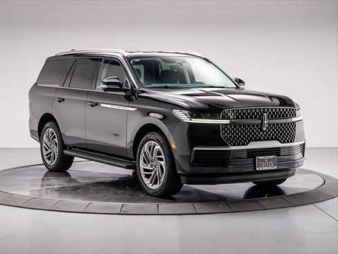 New 2026 Lincoln Navigator Premiere AWD/4WD image 7