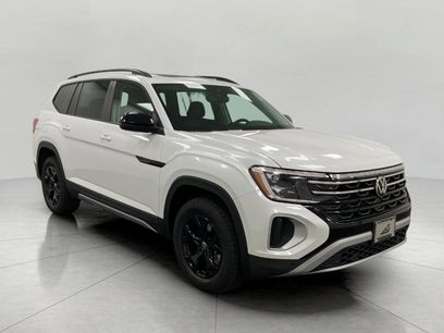 New 2026 Volkswagen Atlas Peak Edition
