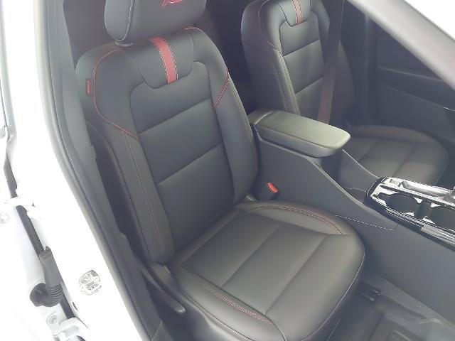 New 2026 Chevrolet Trax RS w/ Driver Confidence Package FWD image 5