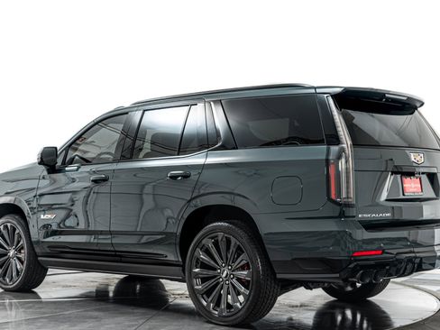 Used 2026 Cadillac Escalade V AWD/4WD image 40