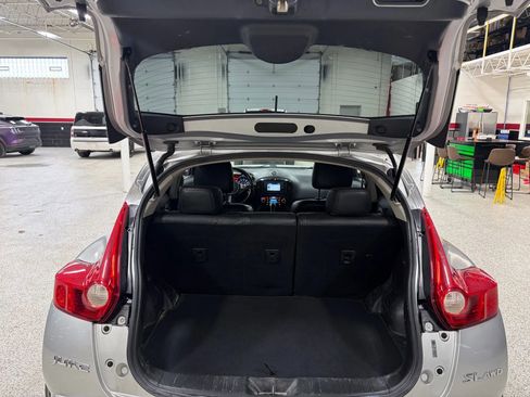 Used 2011 Nissan Juke SL image 19