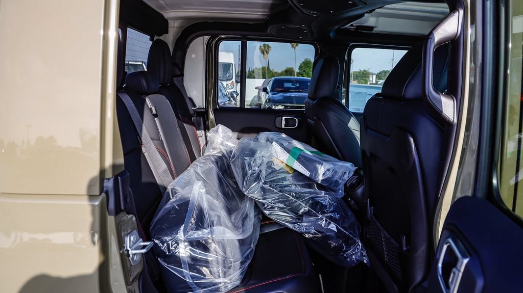 New 2026 Jeep Gladiator Rubicon AWD/4WD image 20