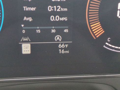 New 2026 Hyundai Kona SE image 32