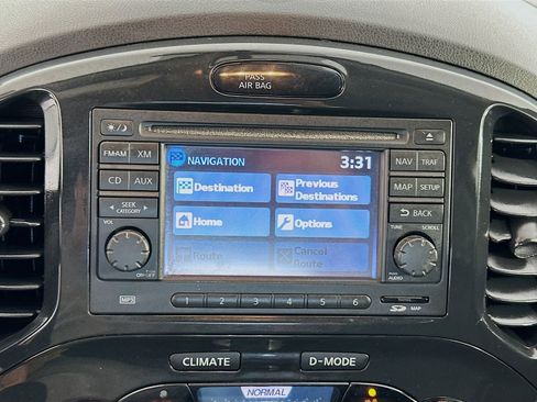 Used 2014 Nissan Juke SL AWD/4WD image 13