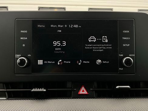 Used 2025 Kia Sportage LX image 26