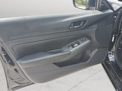 Certified 2025 Nissan Altima 2.5 S FWD image 20