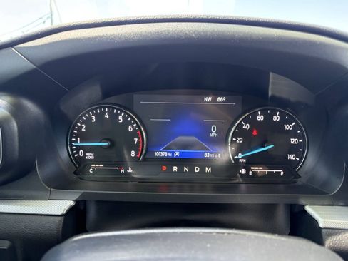 Used 2020 Ford Explorer XLT w/ Equipment Group 202A AWD/4WD image 16