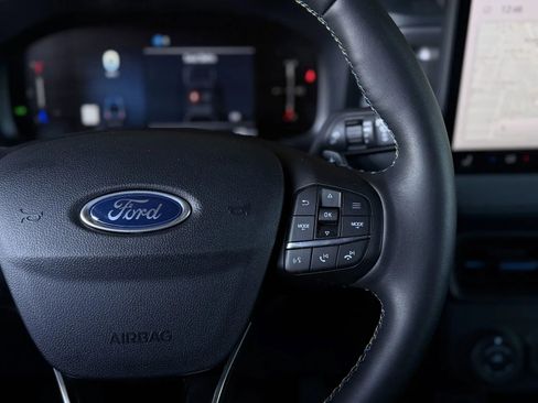 Used 2025 Ford Maverick Lobo AWD/4WD image 25