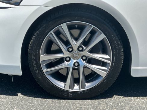 Used 2019 Lexus IS 300 RWD image 13