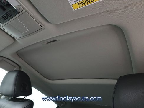 Used 2023 Acura TLX image 11