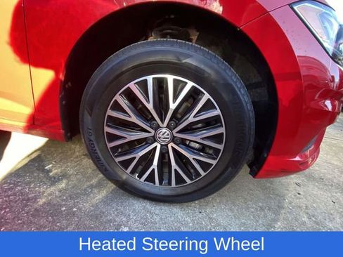 Used 2021 Volkswagen Jetta SE w/ SE Cold Weather Package image 5