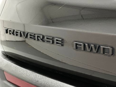 Used 2024 Chevrolet Traverse Z71 AWD/4WD image 28