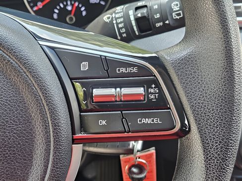 Used 2020 Kia Sportage LX AWD/4WD image 21