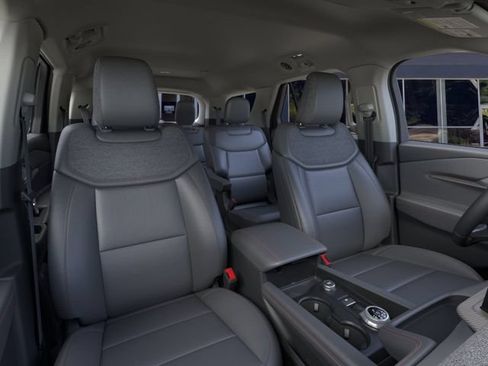 New 2026 Ford Explorer Active w/ Active Comfort Package RWD image 10
