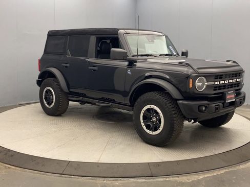 Used 2024 Ford Bronco Black Diamond w/ Sasquatch Package AWD/4WD image 7