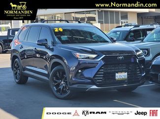 Used 2024 Toyota Grand Highlander AWD video 1