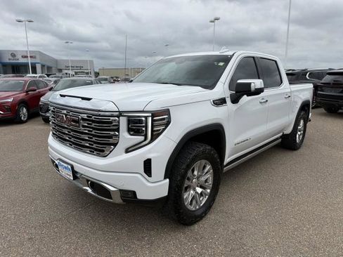 Used 2023 GMC Sierra 1500 Denali w/ Technology Package AWD/4WD image 41