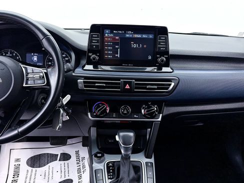 Used 2021 Kia Seltos S image 7