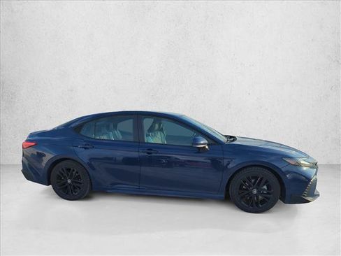 Certified 2025 Toyota Camry SE w/ Convenience Package FWD image 4