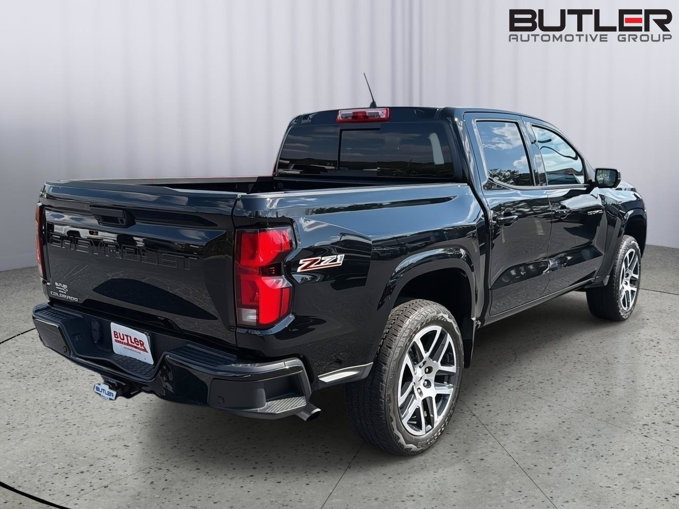 Certified 2024 Chevrolet Colorado Z71 w/ Z71 Convenience Package 2 AWD/4WD image 6