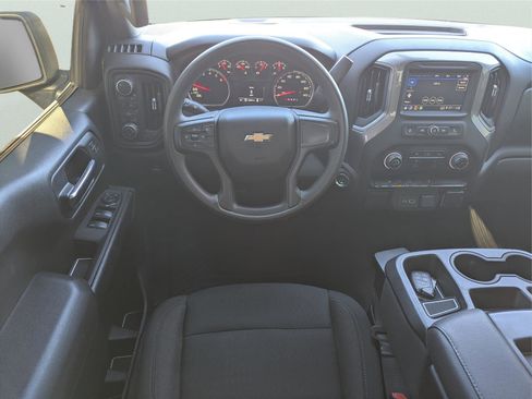 Used 2022 Chevrolet Silverado 1500 Custom image 12