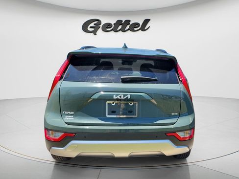 Used 2025 Kia Niro EX image 6