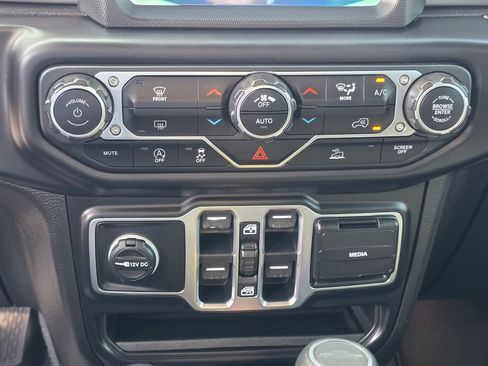 Used 2021 Jeep Gladiator Sport w/ Quick Order Package 24Q 80Th image 27